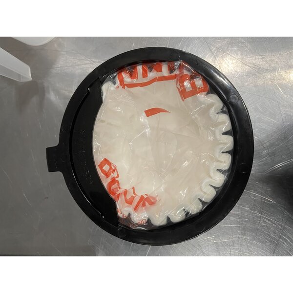 Scratch and Dent Bunn 13300.0003 VP17-3 Low Profile Pourover Coffee Brewer with 3 Warmers