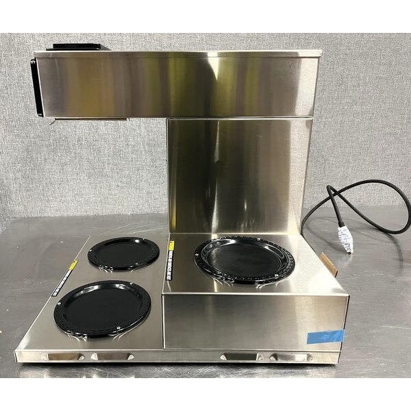 Scratch and Dent Bunn 13300.0003 VP17-3 Low Profile Pourover Coffee Brewer with 3 Warmers