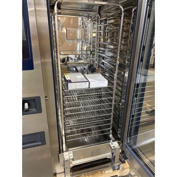 Scratch and Dent Rational iCombi Pro 20 Pan Full-Size Electric Combi Oven - 480V, 3 Phase