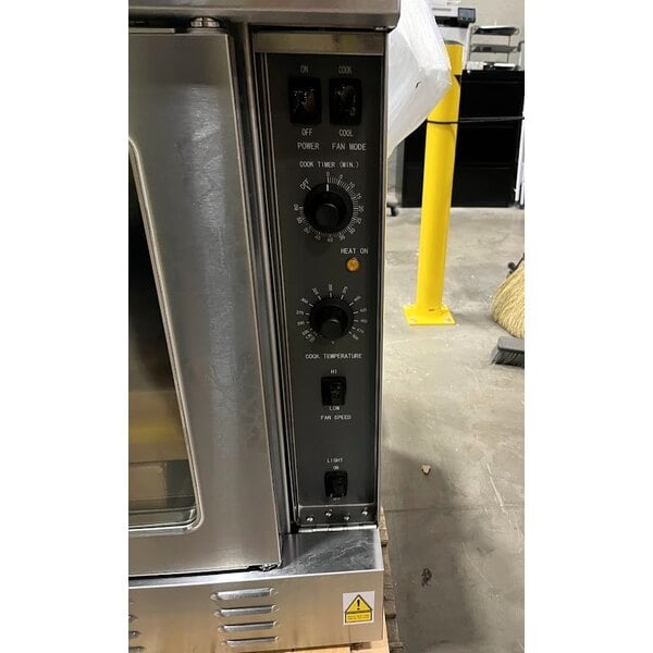 Scratch and Dent MainStreet Equipment CG1-N Single Deck Full Size Natural Gas Convection Oven with Legs - 54,000 BTU