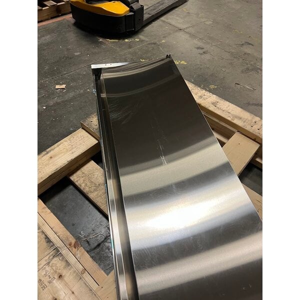 Scratch and Dent Arctic Air ACP63 63" Refrigerated Countertop Condiment Prep Station