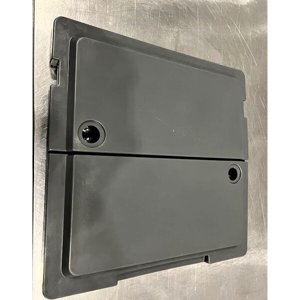 Scratch and Dent CaterGator 125 lb. Capacity Gray Mobile Ice Bin with Flip Lid