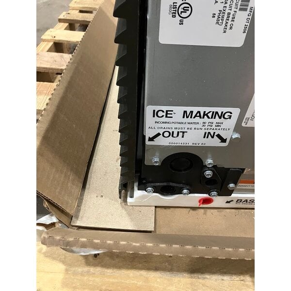Scratch and Dent Manitowoc IDT0620A-161 Indigo NXT 22" Air Cooled Dice Ice Machine - 115V, 560 lb.