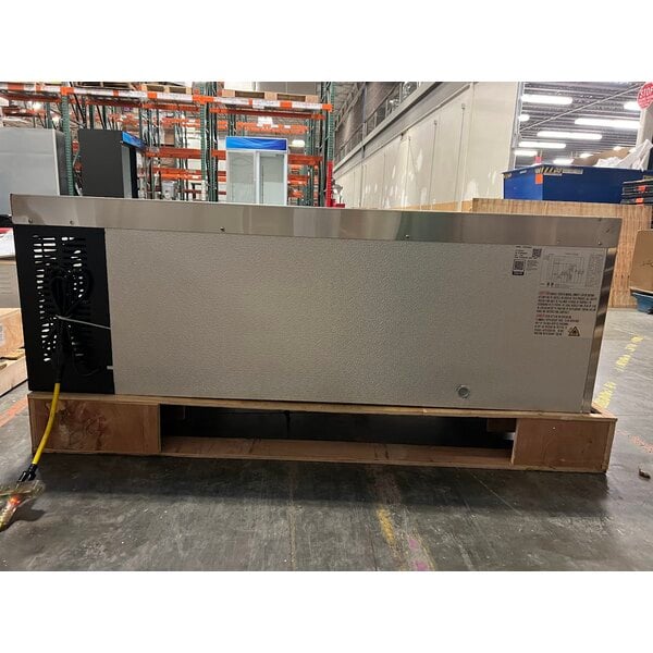 Scratch and Dent Avantco CBE-60-HC 60" 2 Drawer Refrigerated Chef Base