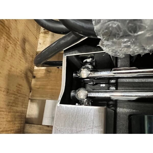 Scratch and Dent Avantco PG400 Commercial Dual Panini Sandwich Grill with Grooved Plates and 19 5/8" x 9 1/8" Cooking Surface - 120V, 3500W