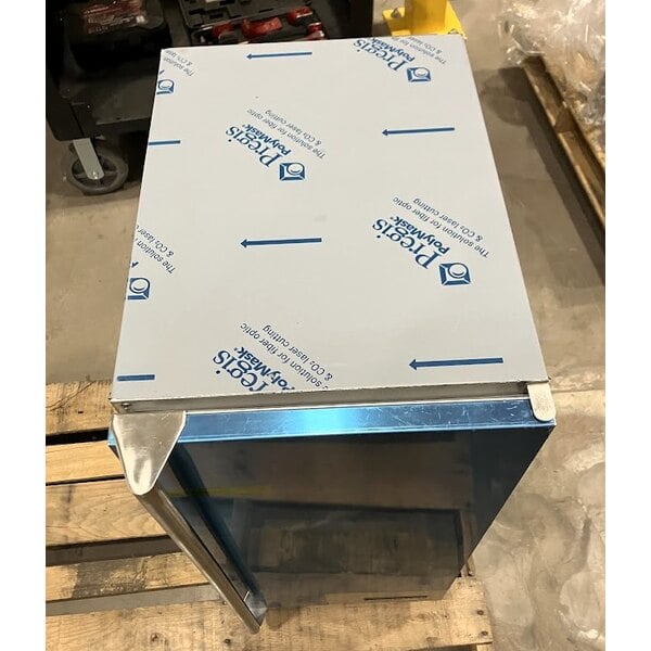 Scratch and Dent Hoshizaki AM-50BAK 14 7/8" Air Cooled Undercounter Top Hat Cube Ice Machine with 27 lb. Bin - 54 lb.