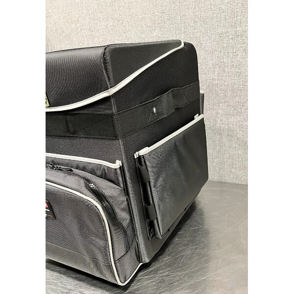 Scratch and Dent Rubbermaid® 1902466 Medium Executive Quick Cart