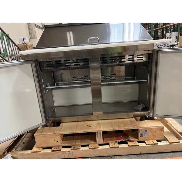Scratch and Dent Avantco APT-48M-HC 47" 2 Door Mega Top Refrigerated Sandwich Prep Table
