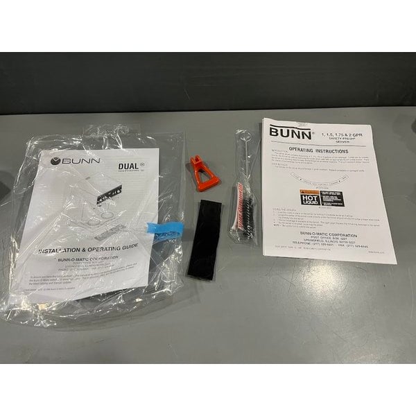 Scratch and Dent Bunn 20900.0011 Dual GPR-DBC 18.9 Gallon Dual Coffee Brewer - 120/240V, 6,890W