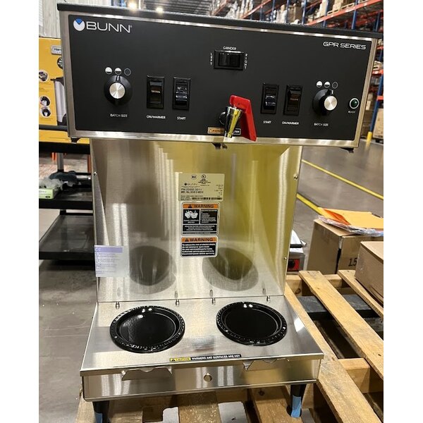 Scratch and Dent Bunn 20900.0011 Dual GPR-DBC 18.9 Gallon Dual Coffee Brewer - 120/240V, 6,890W