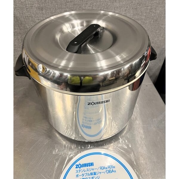 Scratch and Dent Zojirushi RDS-600 66 Cup (Cooked) Stainless Steel Sushi Rice Container