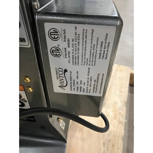 Scratch and Dent Avantco MX10H 10 Qt. Planetary Stand Mixer with Guard & Standard Accessories - 120V, 3/4 hp