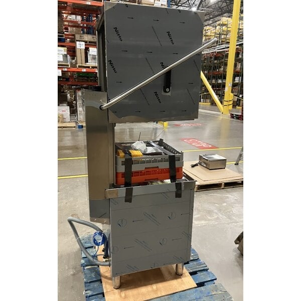 Scratch and Dent Noble Warewashing DTVL1 Select Ventless High Temperature Door Type Dishwasher - 208-240V, 1 Phase