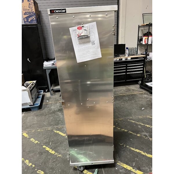 Scratch and Dent Cres Cor 109-1840 Aluminum 40 Pan End Load Enclosed Insulated Bun / Sheet Pan Rack - Assembled