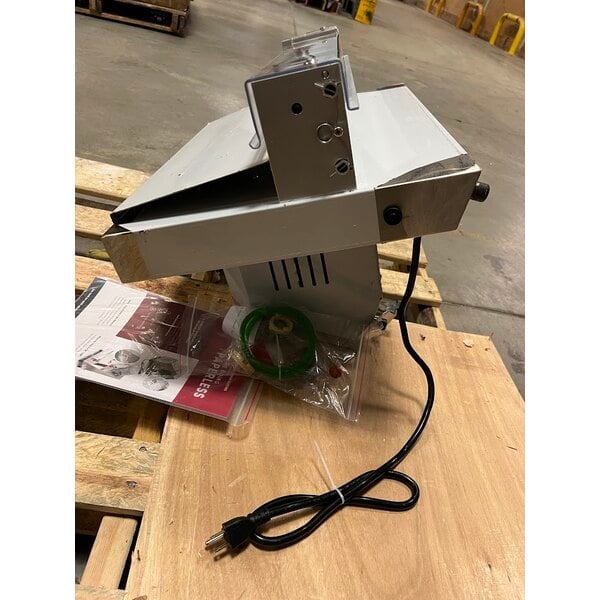 Scratch and Dent Estella EDS18S 18" Countertop One Stage Dough Sheeter - 120V, 1/2 HP