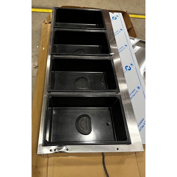 Scratch and Dent Vollrath 38118 ServeWell® Electric Four Pan Hot Food Table 208/240V - Sealed Well