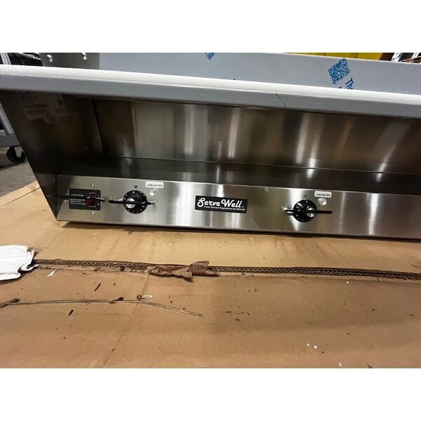 Scratch and Dent Vollrath 38118 ServeWell® Electric Four Pan Hot Food Table 208/240V - Sealed Well