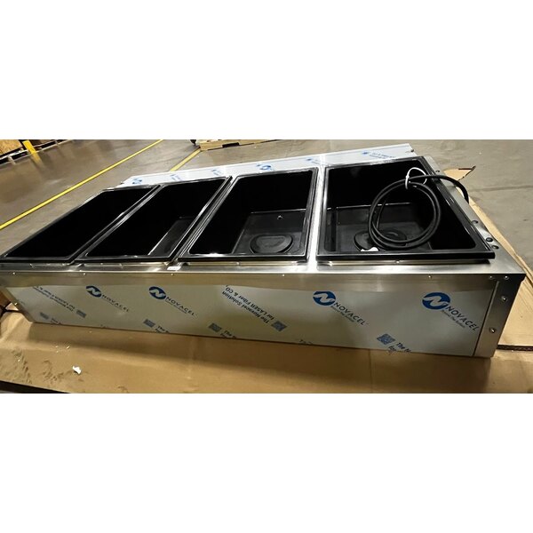 Scratch and Dent Vollrath 38118 ServeWell® Electric Four Pan Hot Food Table 208/240V - Sealed Well
