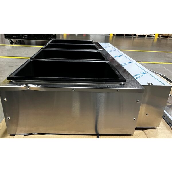 Scratch and Dent Vollrath 38118 ServeWell® Electric Four Pan Hot Food Table 208/240V - Sealed Well