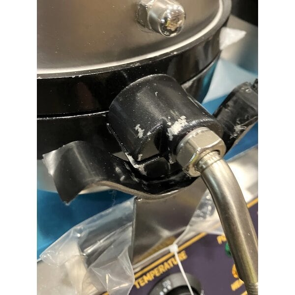 Scratch and Dent Carnival King WBM26 Non-Stick Double Belgian Waffle Maker with Timers - 120V