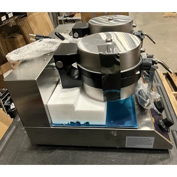 Scratch and Dent Carnival King WBM26 Non-Stick Double Belgian Waffle Maker with Timers - 120V