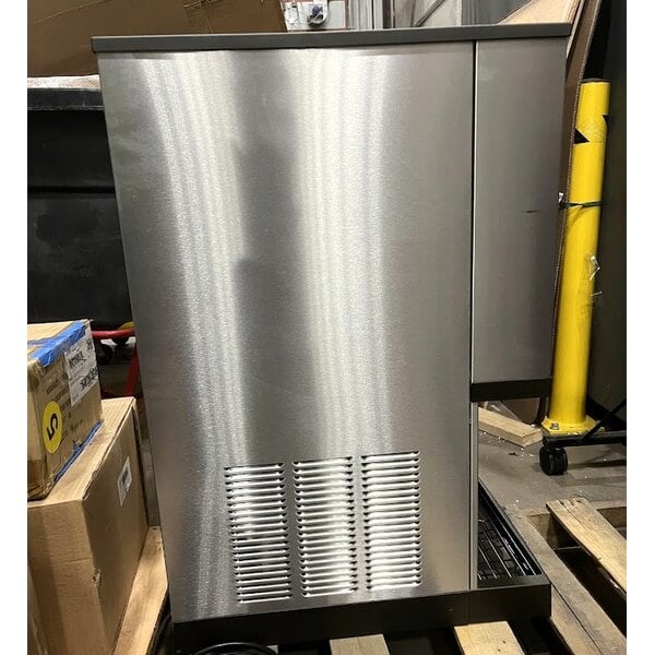 Scratch and Dent Manitowoc CNP0201A-161 16 1/4" Air Cooled Countertop Nugget Ice Maker / Dispenser - 10 lb. Bin with Sensor Dispensing - 115V