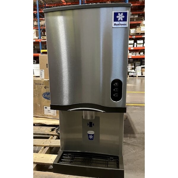 Scratch and Dent Manitowoc CNP0201A-161 16 1/4" Air Cooled Countertop Nugget Ice Maker / Dispenser - 10 lb. Bin with Sensor Dispensing - 115V