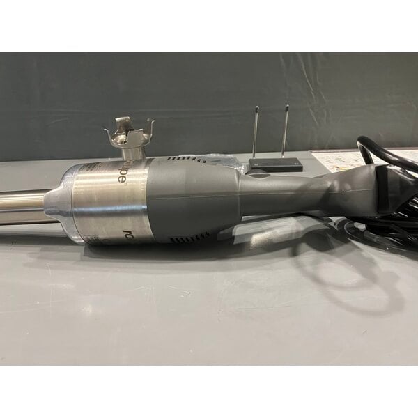 Scratch and Dent Robot Coupe CMP400VV Compact 16" Variable Speed Immersion Blender - 3/5 HP