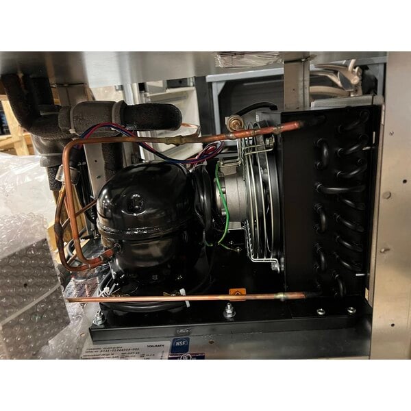 Scratch and Dent Vollrath FC-4CP-03120-N NSF7 Three Pan Refrigerated Drop-In Cold Food Well - 120V