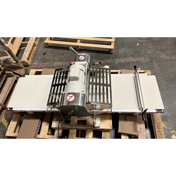 Scratch and Dent Estella DSC67 67" Countertop Reversible Dough Sheeter - 110V, 3/4 hp