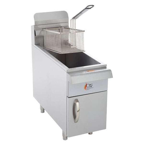 Scratch and Dent Cooking Performance Group FCPG15 Natural Gas 15 lb. Countertop Fryer - 26,500 BTU