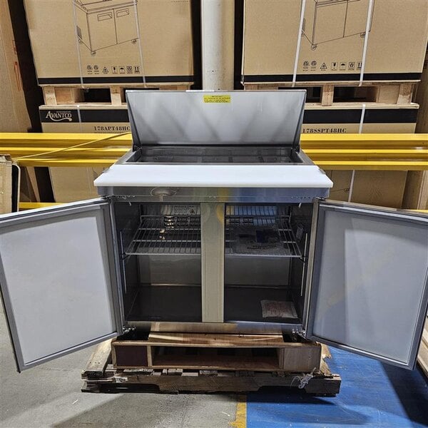Scratch and Dent Avantco APT-36-HC 36" 2 Door Refrigerated Sandwich Prep Table
