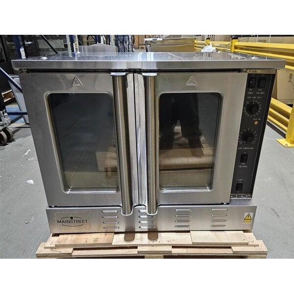 Scratch and Dent MainStreet Equipment CG1-N Single Deck Full Size Natural Gas Convection Oven with Legs - 54,000 BTU