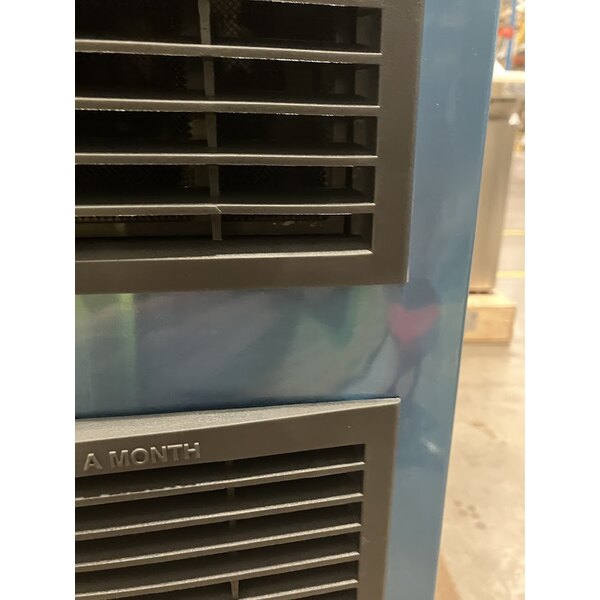 Scratch and Dent Hoshizaki KM-901MAJ 30" Air Cooled Crescent Cube Ice Machine - 950 lb.