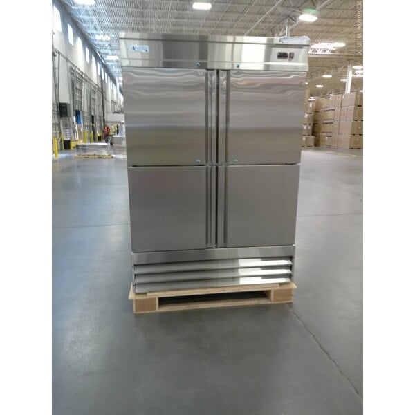 Scratch and Dent Avantco SS-2F-HC 54" Stainless Steel Two Section Solid Door Reach-In Freezer