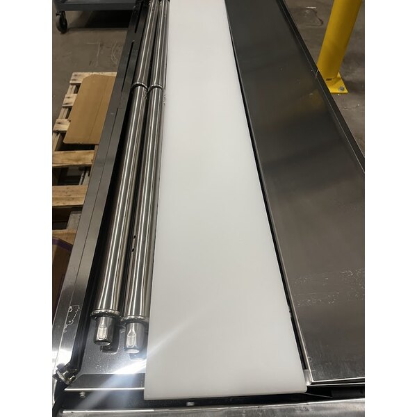 Scratch and Dent Avantco STE-4SA Four Pan Open Well Electric Steam Table with Undershelf - 120V, 2000W