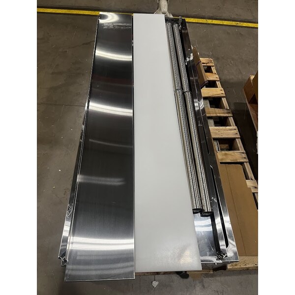 Scratch and Dent Avantco STE-4SA Four Pan Open Well Electric Steam Table with Undershelf - 120V, 2000W