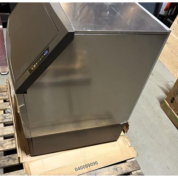 Scratch and Dent Manitowoc UYF0310W NEO 30" Water Cooled Undercounter Half Dice Cube Ice Machine with 119 lb. Bin - 120V, 293 lb.