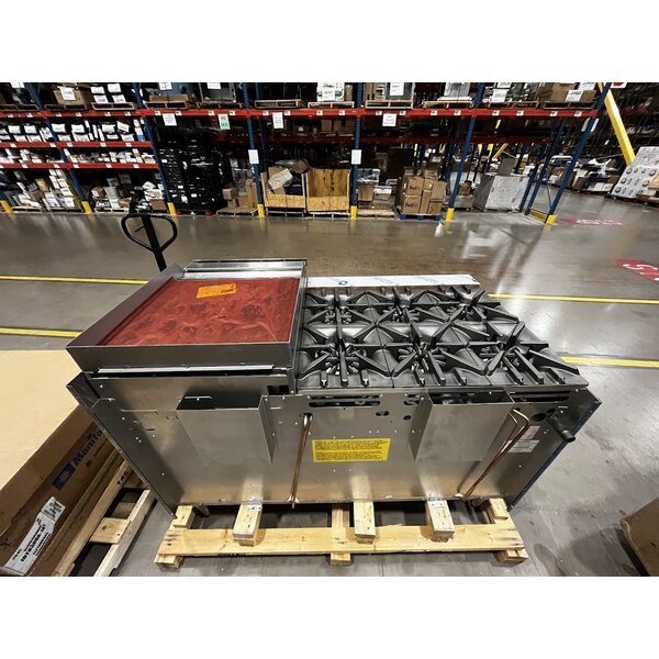 Scratch and Dent Garland G60-6R24RR Natural Gas 6 Burner 60" Range with 24" Raised Griddle / Broiler and 2 Standard Ovens - 307,000 BTU