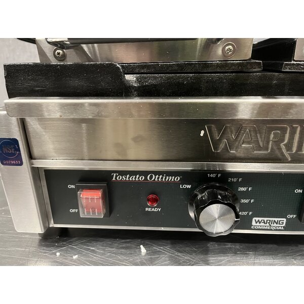 Scratch and Dent Waring WFG300 Tostato Ottimo Smooth Top & Bottom Dual Panini Sandwich Grill - 17" x 9 1/4" Cooking Surface - 240V, 3120W
