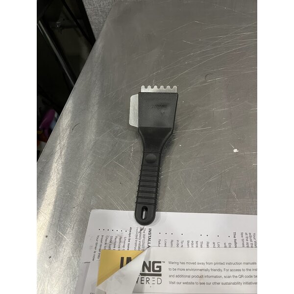 Scratch and Dent Waring WFG300 Tostato Ottimo Smooth Top & Bottom Dual Panini Sandwich Grill - 17" x 9 1/4" Cooking Surface - 240V, 3120W