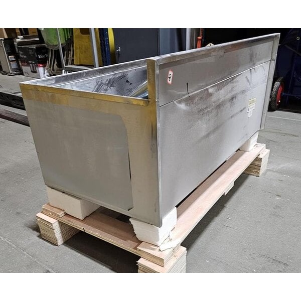 Scratch and Dent Regency IB1836-CPT 18" x 36" Underbar Ice Bin with 7 Circuit Post-Mix Cold Plate and Bottle Holders - 79 lb.