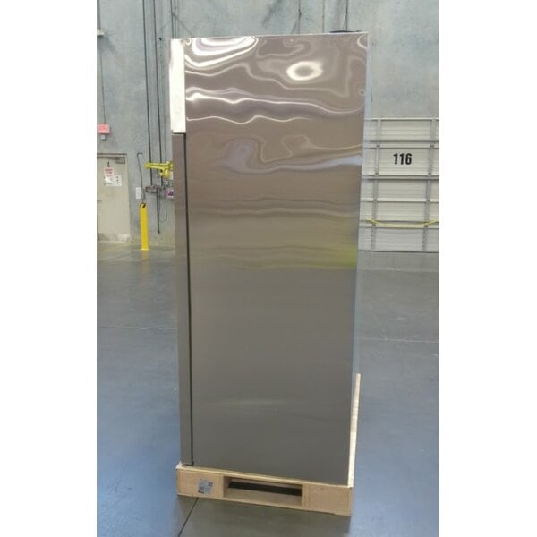 Scratch and Dent Avantco Z2-R-HC 54" Solid Door Stainless Steel Reach-In Refrigerator