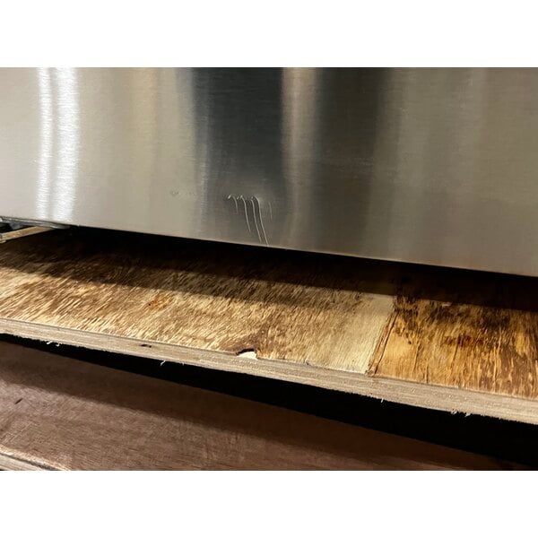 Scratch and Dent Avantco APPT-91-HC 92" 3 Door Refrigerated Pizza Prep Table