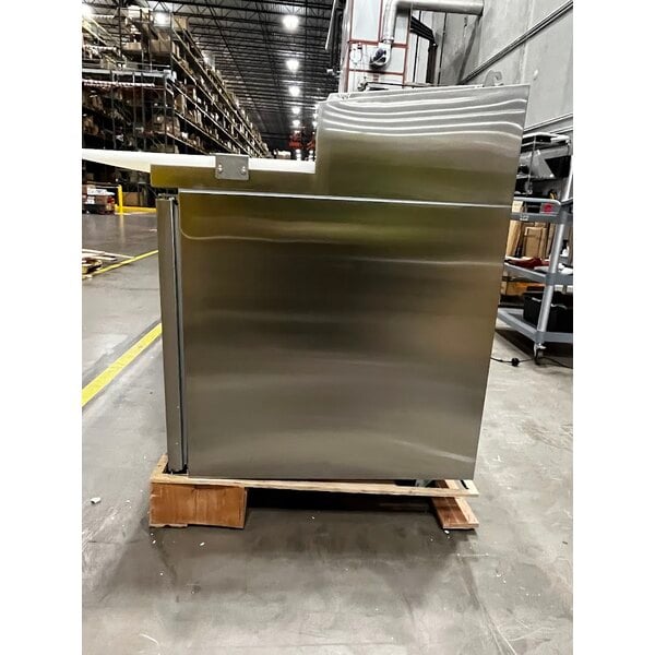 Scratch and Dent Avantco APPT-91-HC 92" 3 Door Refrigerated Pizza Prep Table