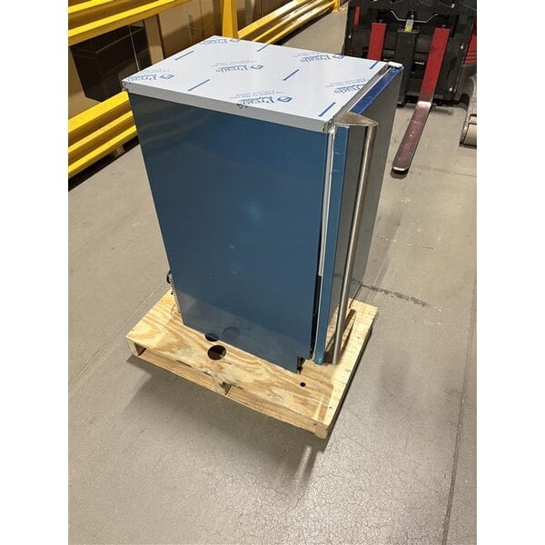 Scratch and Dent Hoshizaki AM-50BAK 14 7/8" Air Cooled Undercounter Top Hat Cube Ice Machine with 27 lb. Bin - 54 lb.