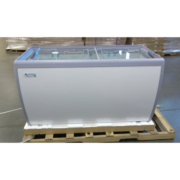 Scratch and Dent Avantco DFF16-HCL 60 1/4" Customizable Flat Top Display Ice Cream Freezer