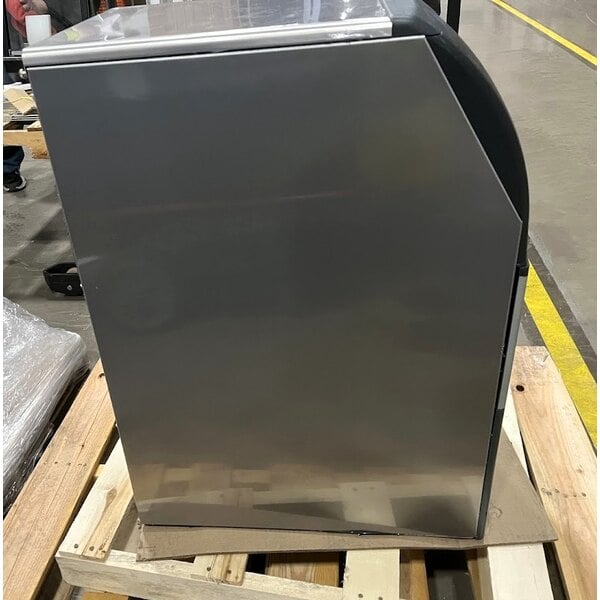 Scratch and Dent Scotsman UN0815AX-1 15" Air-Cooled Undercounter Nugget Ice Machine with 36 lb. Bin