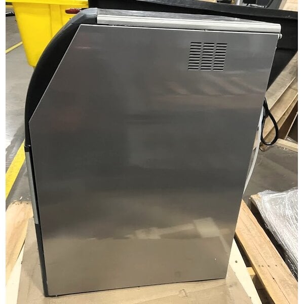Scratch and Dent Scotsman UN0815AX-1 15" Air-Cooled Undercounter Nugget Ice Machine with 36 lb. Bin