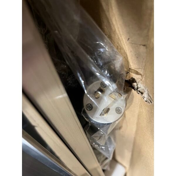 Scratch and Dent ServIt HDM-36 36" Self / Full Service 3 Shelf Countertop Heated Display Case with Sliding Doors - 120V, 1800W